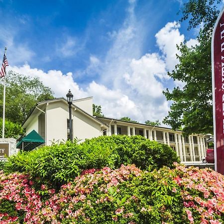 The University Inn At Emory Druid Hills Ngoại thất bức ảnh
